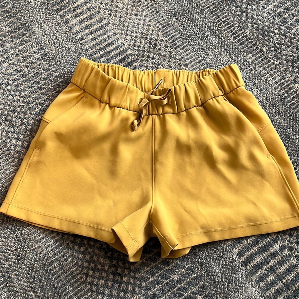 Lululemon shorts